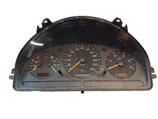 4ML* Mercedes Benz W163 ML270Cdi Tacho Kombiinstrument A1635407611 1635407611 4ML* Mercedes Benz W163 ML270Cdi Tacho Kombiinstrument A1635407611 1635407611