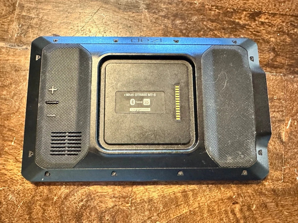 Garmin dezl OTR800 8" Truck GPS Navigation System - Black G213 - Image 3 of 4