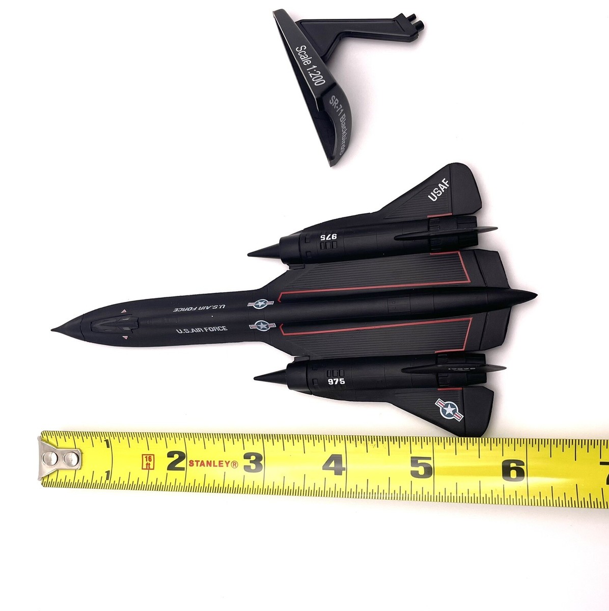 Lockheed SR-71 Blackbird Spy Plane - USAF 1/200 Scale Diecast