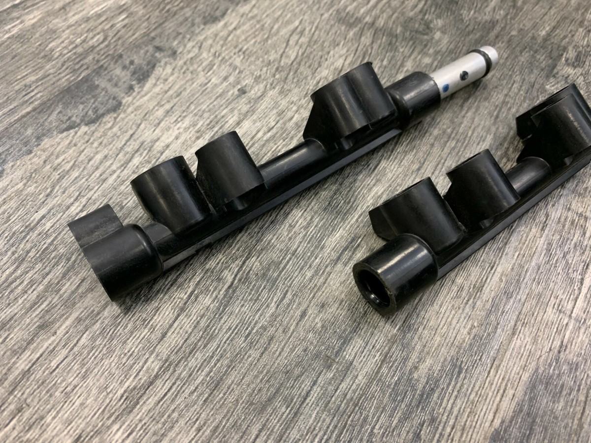 Kawasaki 2007 2008 ZX6R ZX6P Ninja OEM Top Feed Injector Fuel