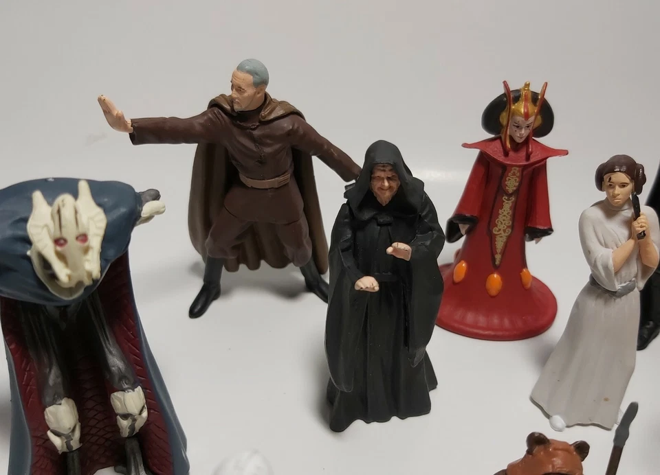 Figura de acción LFL StarWars 2007 C 3PO Princes Leia Queen Amidala Han Solo lote 17 Foto 3 de 4