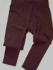 TIME AN TRU LADY'S LEGGING MEDIUM 8/10 BLACK    PULL ON HIGH WAIST  NEW 2 PAIR