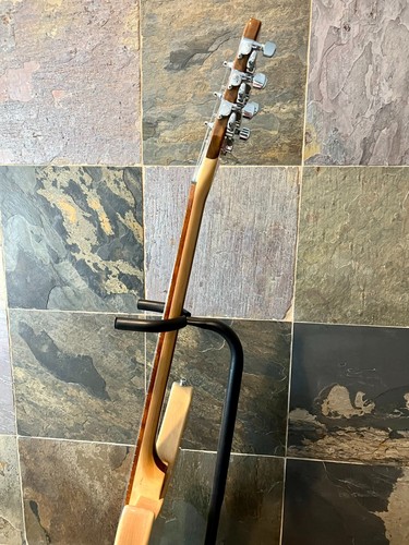 Superb 2019 Rickenbacker 330/12 in Gorgeous Mapleglo OHSC (746) - Picture 6 of 16