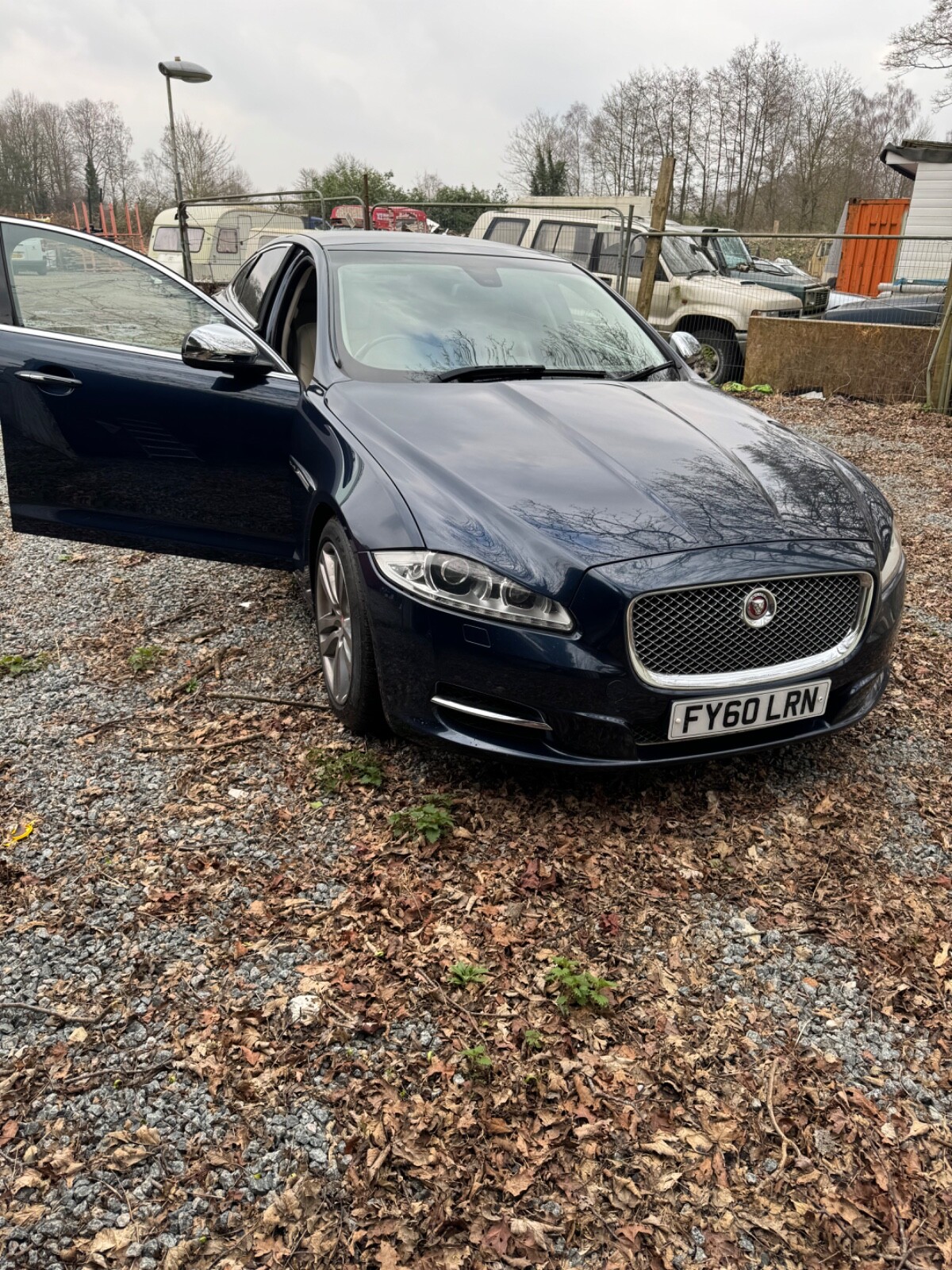 jaguar xj 2010 3.0 sdv6 x351 spares or repairs,gearbox fault, engine