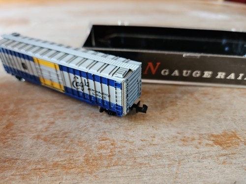 7043 MRC Plug Door Box Car N Scale Missouri Pacific Railine NEW IN BOX - Picture 5 of 5