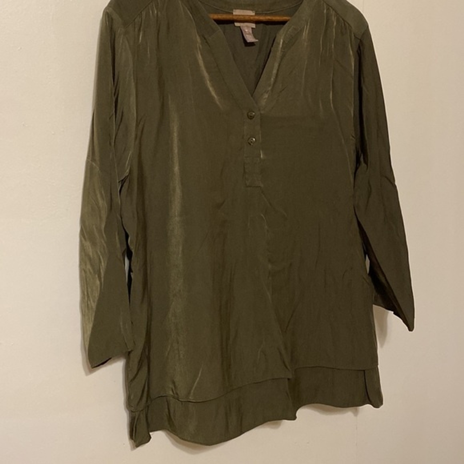 Chico's Layered Split-Back Popover Blouse Green 3… - image 3