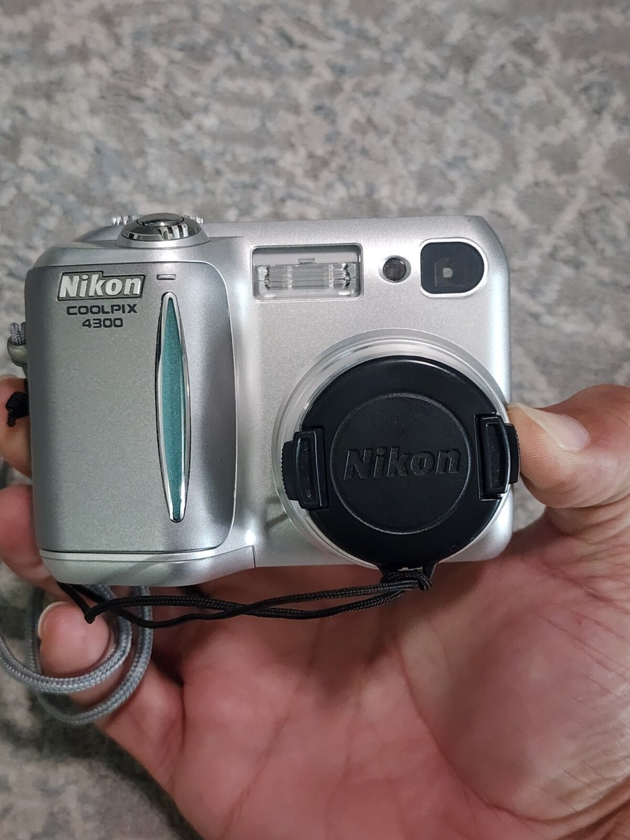 動作確認済み】ニコン COOLPIX 885 オールドコンデジ デジカメ 【公式