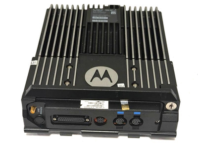 Motorola APX7500 700-800 MHz / VHF M30TXS9PW1AN Mobile Radio