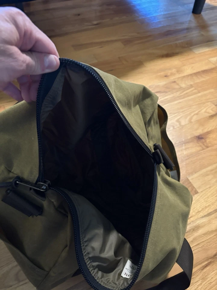 Bolsa de lona Filson Field resistente hecha en EE. UU. Foto 4 de 4