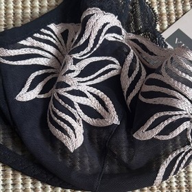 NWT Malizia by La Perla Black and Pink Embroidered Lace Bra size 36C