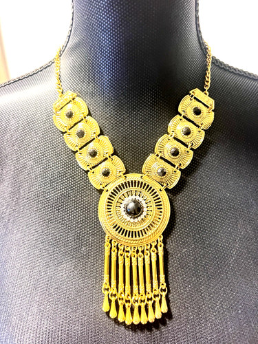 South Asian-inspired statement necklace with a bold with blk stones-455