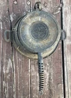 Vintage Griswold American No. 8 Cast Iron Waffle Maker 886 With Base