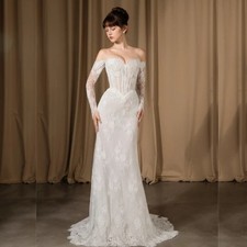 Customized Long Sleeves Wedding Dress Charming Lace Trumpet Long Bride Gown