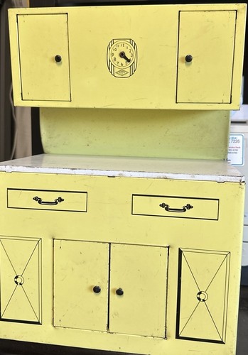 Vintage Wolverine Yellow Tin Metal Kitchen Hutch Cabinet Toy 15” x 11 "x 6.25" - Picture 15 of 15