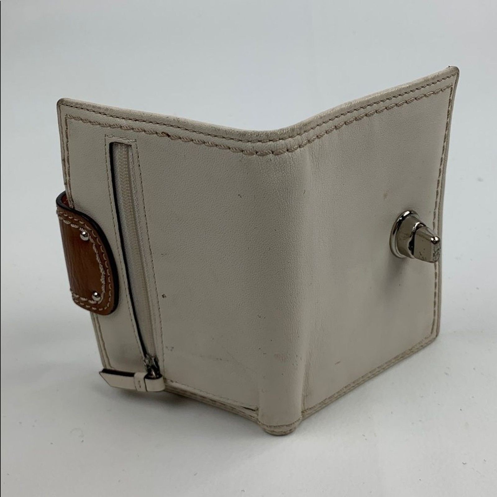 Coach Cream and Tan Leather Wallet Silver Turnkey Opening ID slip pockets thumbnail 11