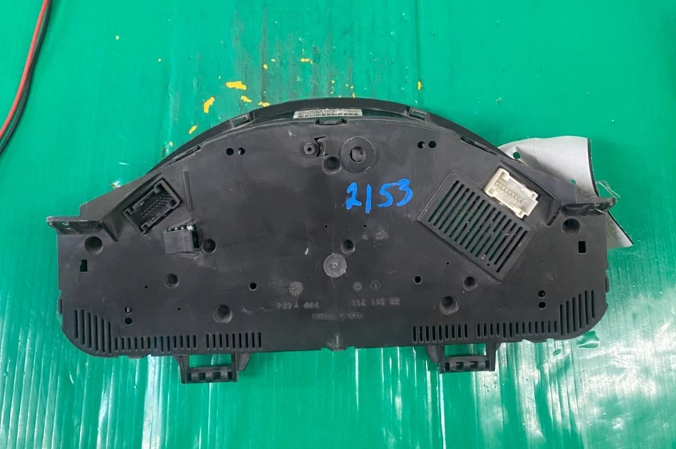 Cuadro de instrumentos velocímetro Dodge Sprinter 2003-2006 239 k millas A002 446 6721 Foto 3 de 3