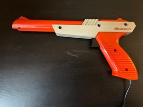 Nintendo Nes Zapper Gun - Very Good Condition - Tested & Working