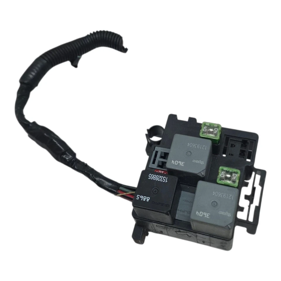 03-07 Silverado Avalanche Tahoe Engine Cooling Fan Relay Fuse Box Block OEM R27 - Image 3 of 4