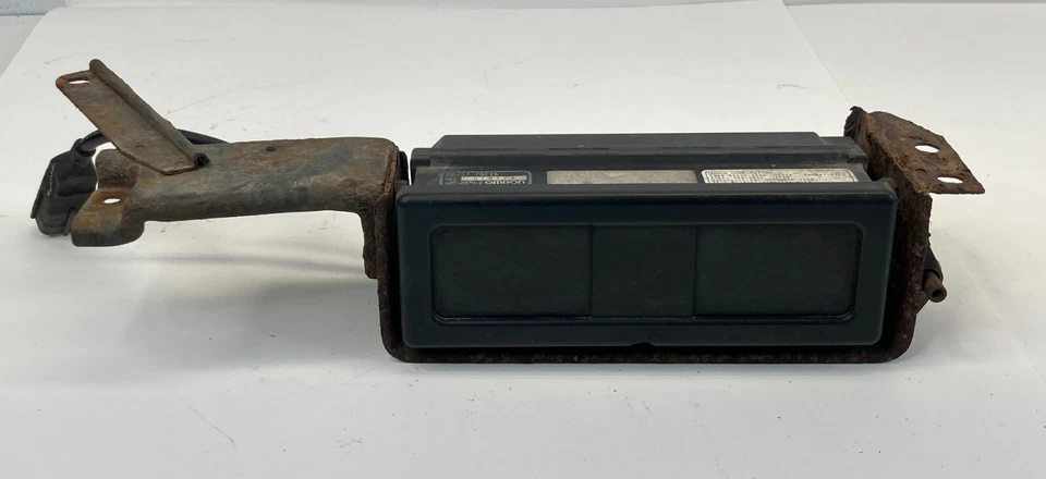 Módulo sensor de distancia de control de crucero adaptativo Infiniti QX56 2005-2010 5,6 L FABRICANTE DE EQUIPOS ORIGINALES Foto 2 de 4