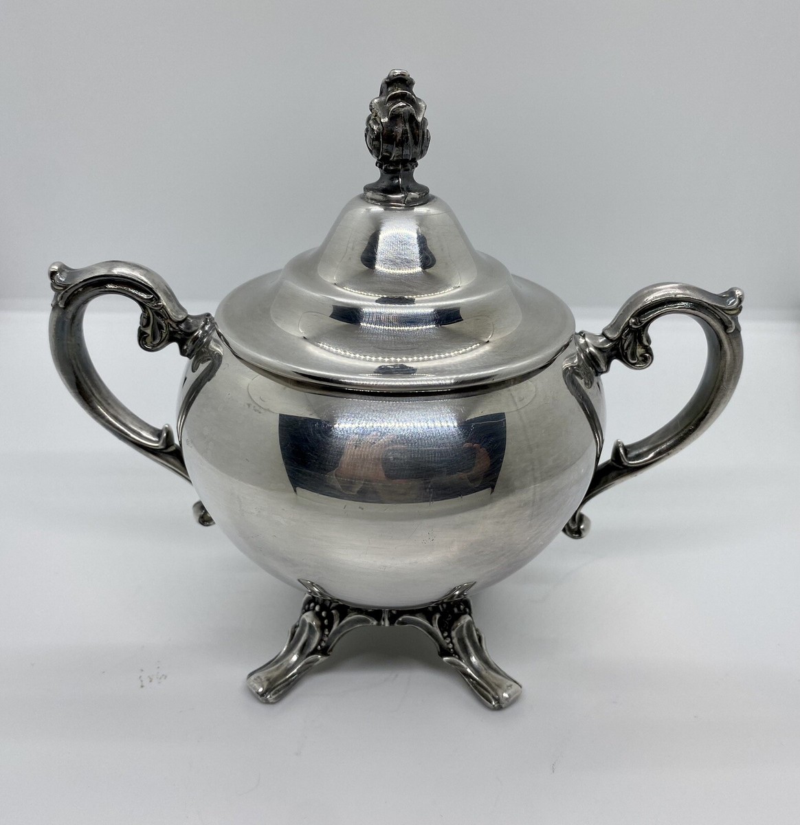 Wm Rogers vintage Silver Plate Three-piece Tea Coffee Set full set