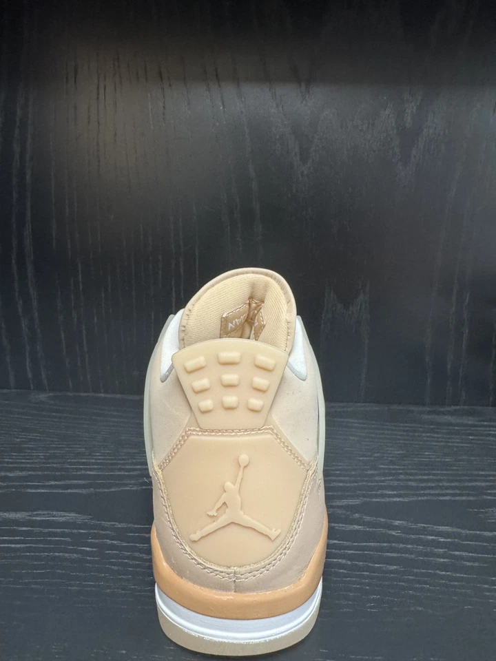 Jordan 4 Retro Shimmer (W) - Image 4 of 4