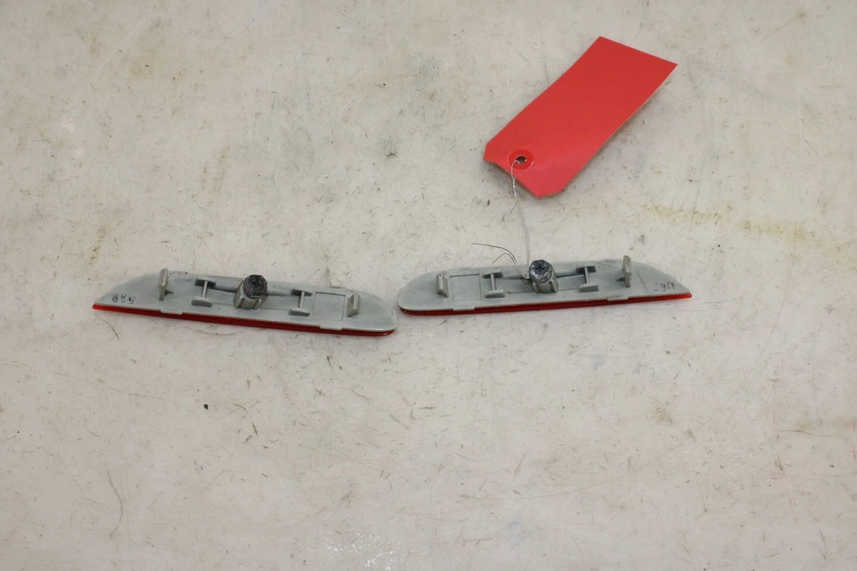 Juego de reflectores de parachoques trasero Infiniti Q50 2014-2017 OEM LH27 Foto 4 de 4