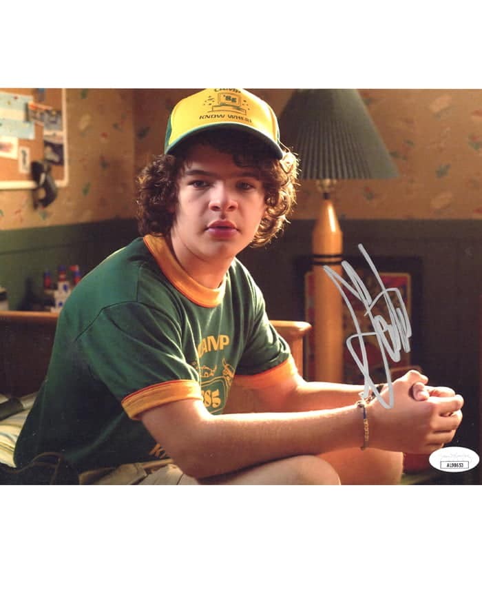 ストレンジャーシングス ダスティン サイン Stranger Things Gaten Matarazzo signed 8x10 Photo Dustin Henderson Stranger Things