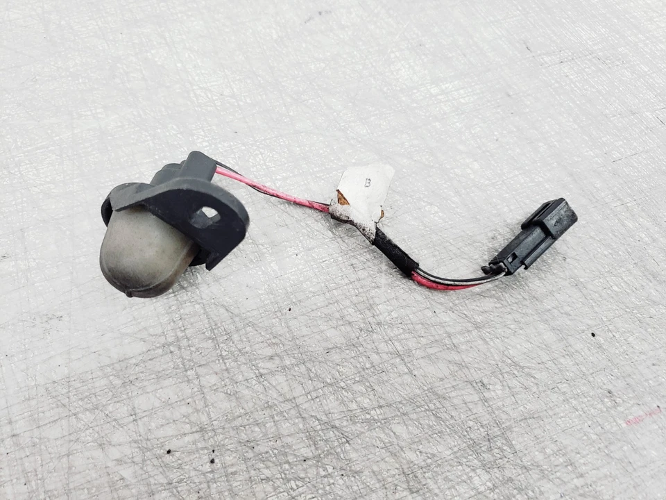 92-95 97 YJ TJ Jeep Wrangler interior tablero luz de cortesía con tapa de lente 1 pieza Foto 2 de 4