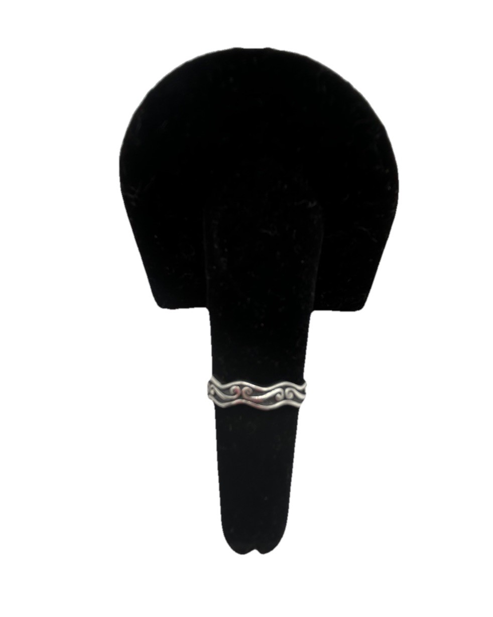 Solid Sterling Silver 925 Engraved Scroll Band Ri… - image 3