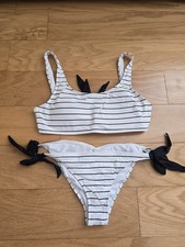 Roxy striped white 2pc bikini set swimwear size M medium
