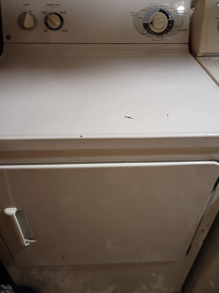 Secadora General Electric y lavadora Whirlpool $100 cada una $200 para ambas Foto 3 de 4