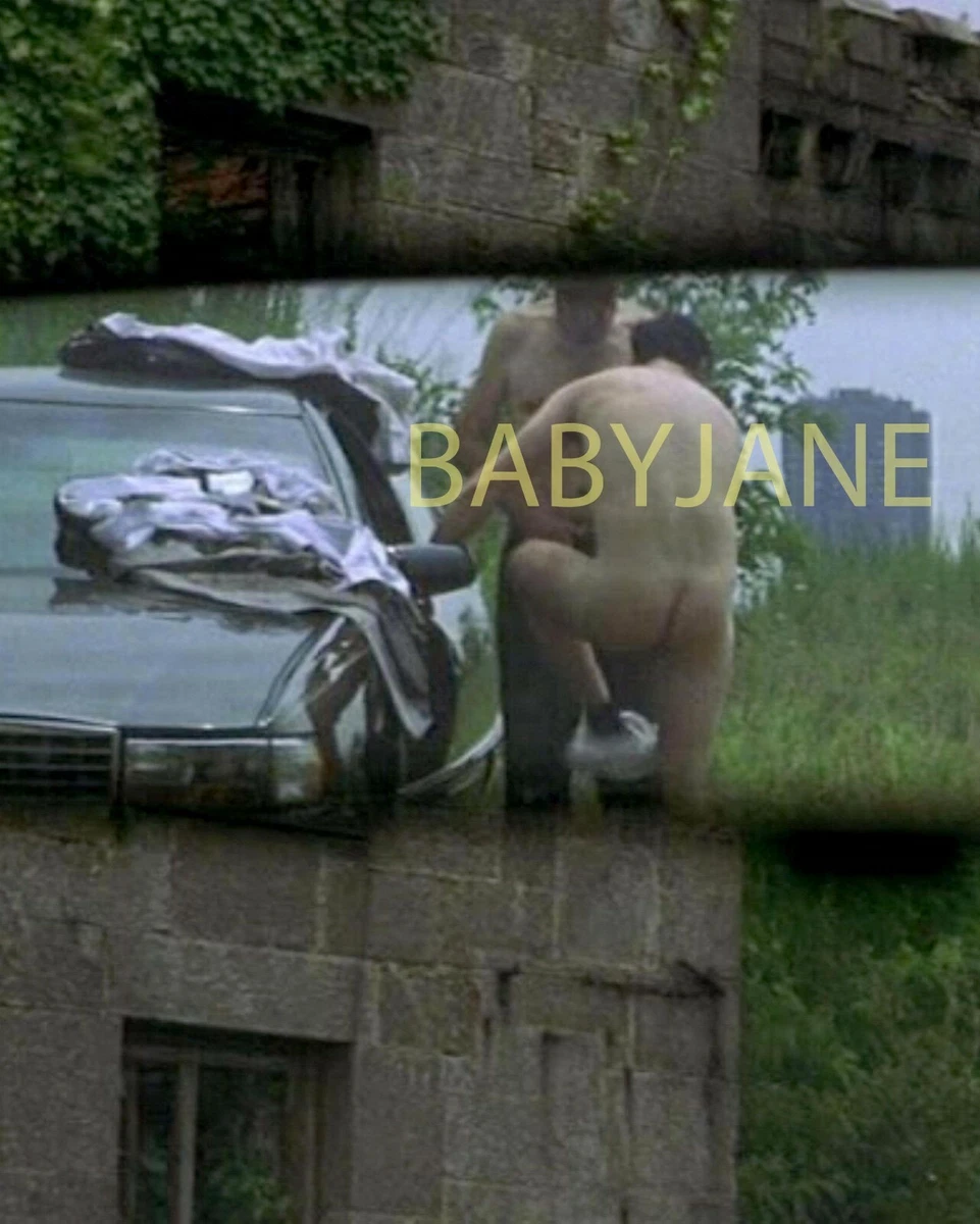 Joaquin phoenix naked