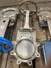 DEZURIK SIZE 8, 8" S/S MANUAL SLIDE GATE VALVE