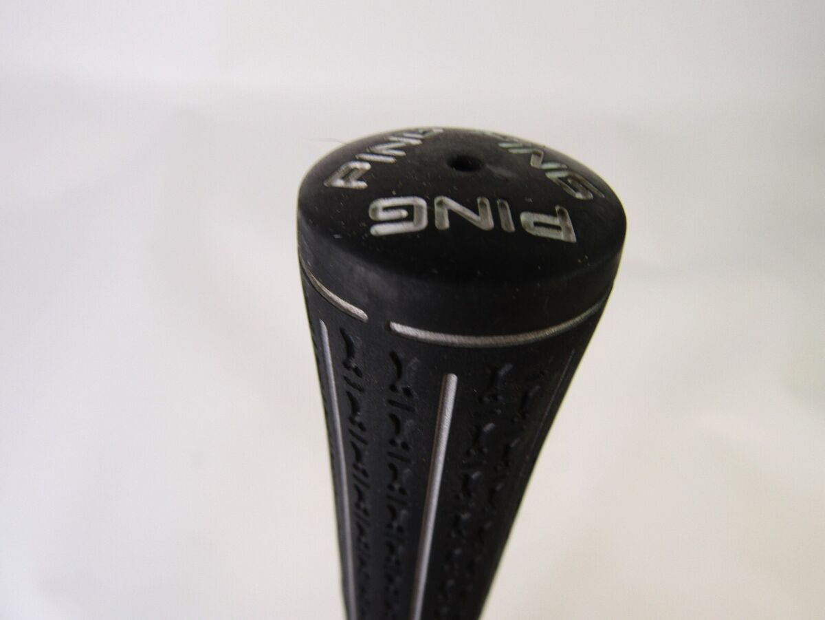 TaylorMade M2 10.5° Driver Regular Flex Graphite Shaft Men's TaylorMade M2 10.5° Driver Regular Flex Graphite Shaft Men's