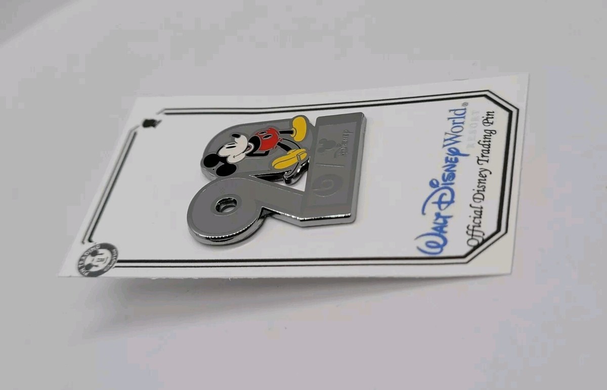 Disney Pin 2018 Beats by Dre GWP 90th Anniversary Mickey