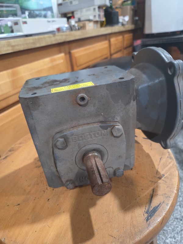 Boston Gear F718-30-B5-G Speed Reducer for 700 Series 56C-Face, 30:1 Ratio