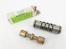 New Warren Rupp Sandpiper 031-012-000 Sleeve and Spool Set