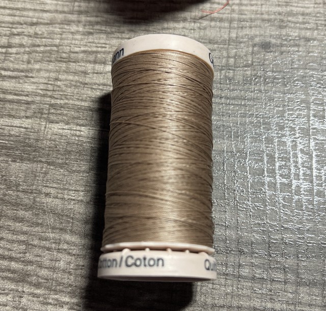 Gutermann Quilting Garn 220 Yards Schwarz - 100% Baumwolle Für Handquilting