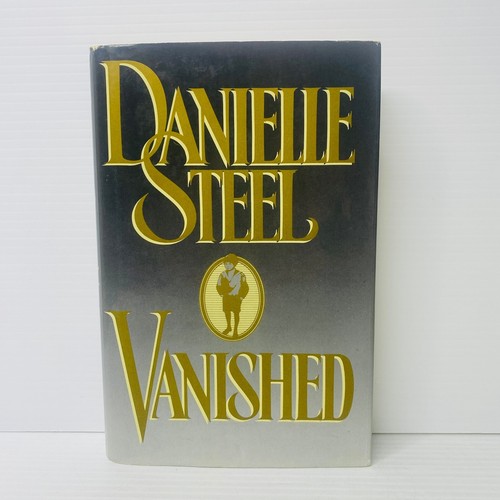Danielle Steel Book Lot Malice, Vanished Romance Chic Lit Love Medium Hardcover - Picture 6 of 11