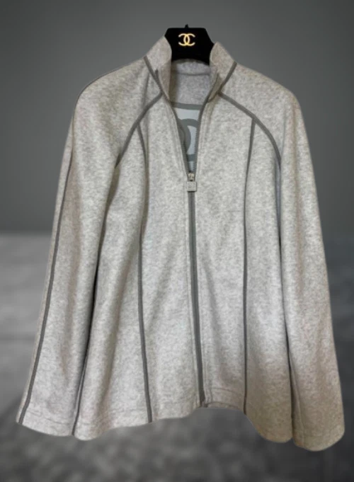 Giacca CHANEL Sports Line Zip Grigio 06C P27676V16824 Poliestere Taglia 38 Autentica