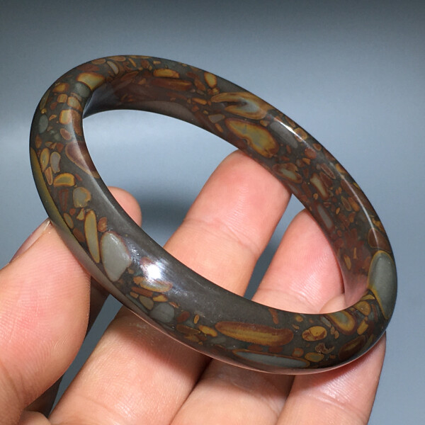 Yellowstone Hand Carved Jade Reiki Bangle Bracelet 58-63mm-image