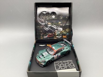 Modellautos 1:43 Ixo Aston Martin Racing DBR9 Le Mans 2005 #58 mit OVP Box