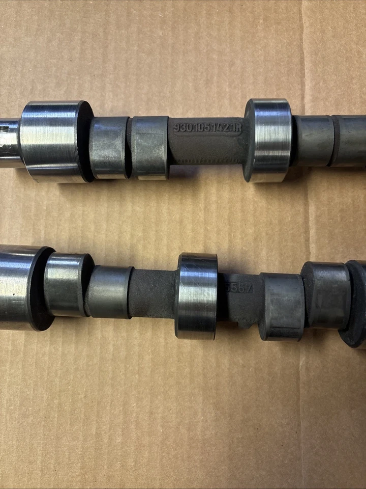 Árboles de levas Porsche 930 930.105.143.1r 930.105.142.1r Foto 2 de 4