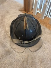 Casco de plástico del Departamento de Bomberos Cairns & Bro--SIN ESCUDO--COLECCIONABLE DE COLECCIÓN