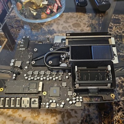 iMac 27''5K A1419 2017/ Logic Board 3.4GHz i5/ Radeon Pro 570 4GB /8GB RAM 256gb 