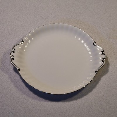 Large 10.5'' Royal Albert Val D'Or Handled Cake Cookie Serving Plate England