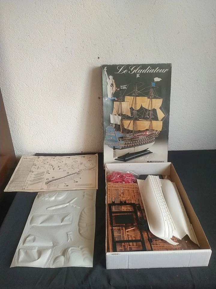 Maquette Vintage HELLER 1/200 VOILIER LE GLADIATEUR Réf 89826 Neuve Liv Offerte  - Photo 1/4