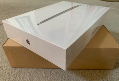 Apple MacBook Air 13 in 2020 Space Gray/Apple M1 3.2 GHz, 256 GB 8