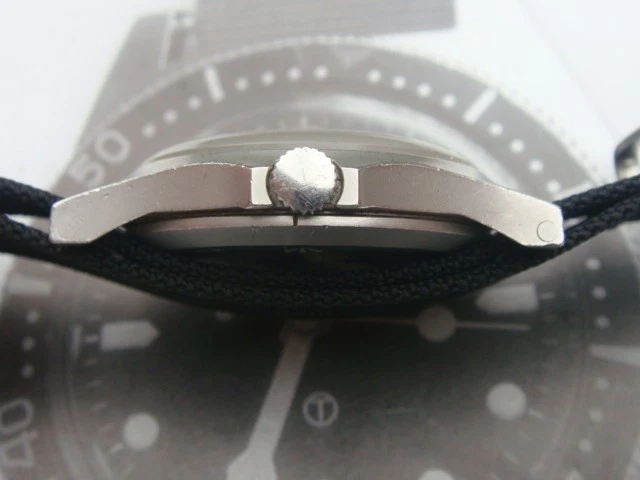 Relógio de quartzo militar vintage trítio CWC Army edição G-10 (W-10) 0260 6645-99 - Imagem 4 de 4