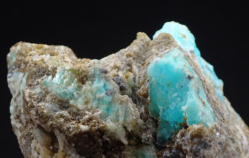 8613 Borcarite Andradite circa 9x10x6 cm Shijiangshan Cina 2022 MOVIE - Foto 8 di 10